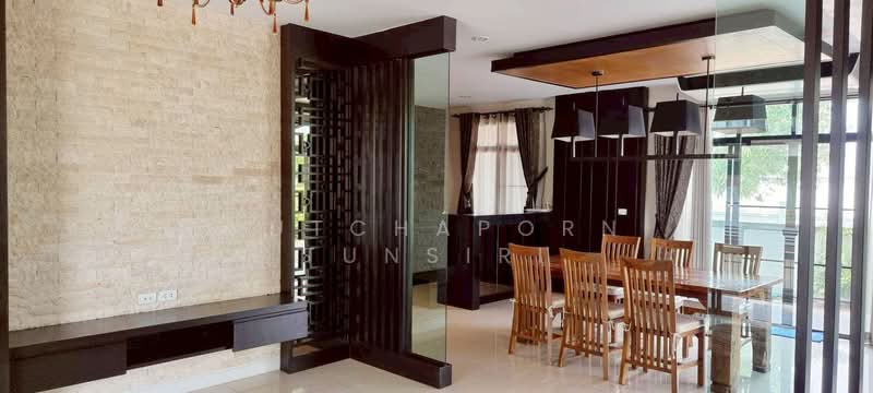 บ้านสวยในโครงการ ให้เช่า – ใกล้กาดฝรั่งเพียง 5 นาที ค่าเช่า 55,000 บาท /เดือน รหัสทรัพย์ : No.14H976, Chiang Mai, Ban Waen, Hang Dong, Chiang Mai, 4 Bedrooms, 374 sqm, Single Detached House For Rent, by Rutchaporn Tunsiri, 500223868 - DDproperty.com
