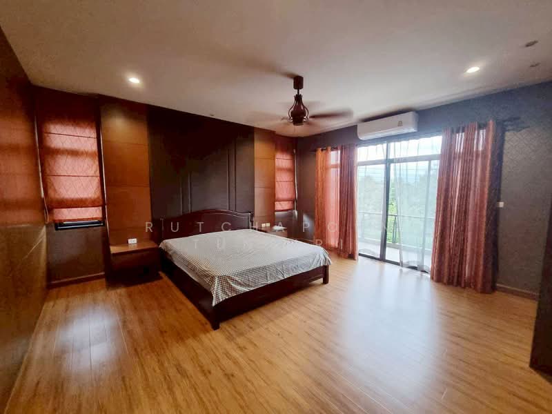 บ้านสวยในโครงการ ให้เช่า – ใกล้กาดฝรั่งเพียง 5 นาที ค่าเช่า 55,000 บาท /เดือน รหัสทรัพย์ : No.14H976, Chiang Mai, Ban Waen, Hang Dong, Chiang Mai, 4 Bedrooms, 374 sqm, Single Detached House For Rent, by Rutchaporn Tunsiri, 500223868 - DDproperty.com