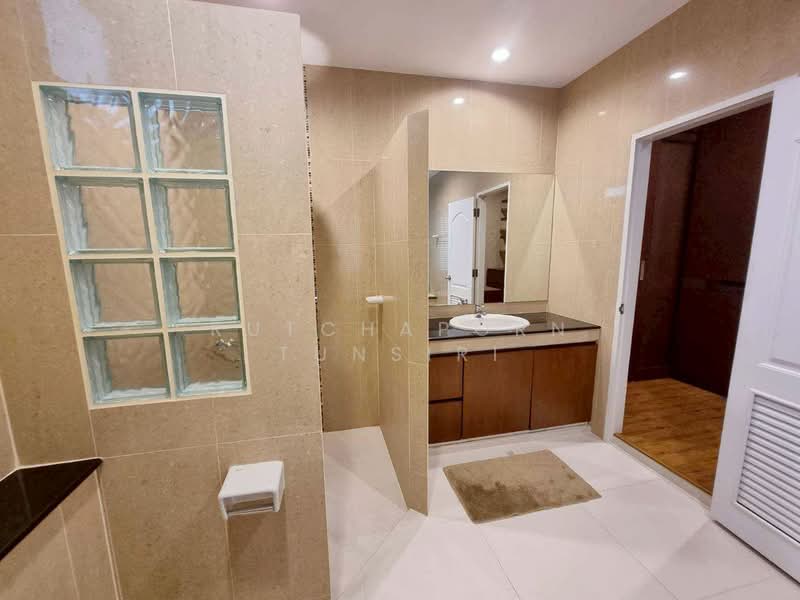 บ้านสวยในโครงการ ให้เช่า – ใกล้กาดฝรั่งเพียง 5 นาที ค่าเช่า 55,000 บาท /เดือน รหัสทรัพย์ : No.14H976, เชียงใหม่, บ้านแหวน, หางดง, เชียงใหม่, 374 ตร.ม., บ้านเดี่ยว ให้เช่า, โดย Rutchaporn Tunsiri, 500223868 - DDproperty.com