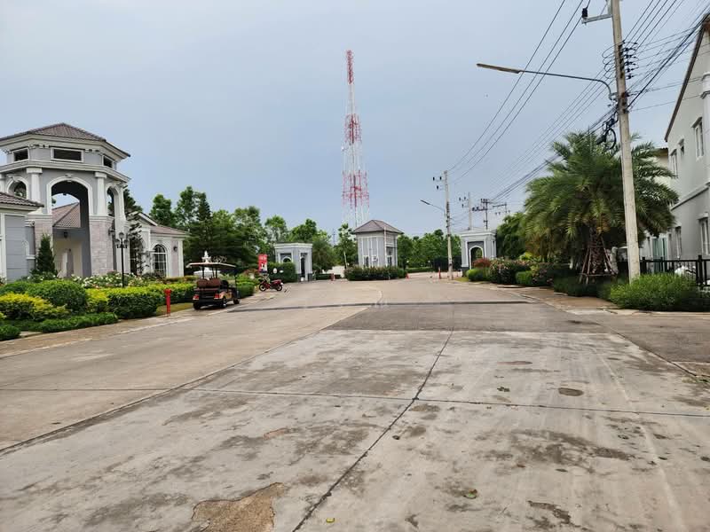 ขาย - ขายทาวน์โฮม 2 ชั้นเฟอร์ครบพร้อมคนเช่า, นครราชสีมา