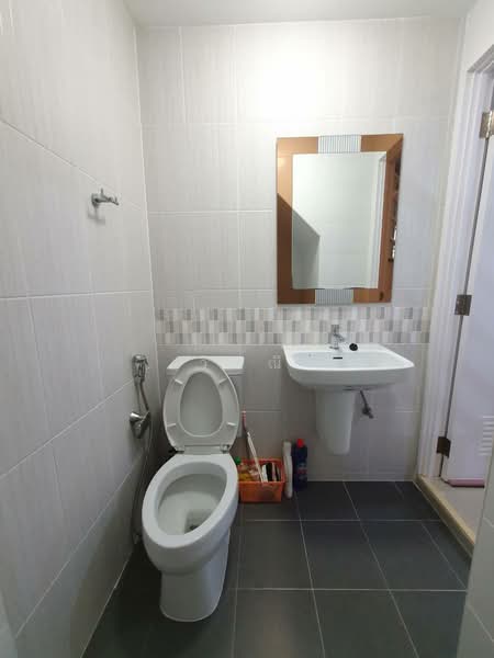 Townhome for sale with tenant, Nakhon Ratchasima, Mun Wai, Muang Nakhon Ratchasima, Nakhon Ratchasima, 3 Bedrooms, 210 sqm, Townhouse For Sale, by วิรณี, 500223895 - DDproperty.com