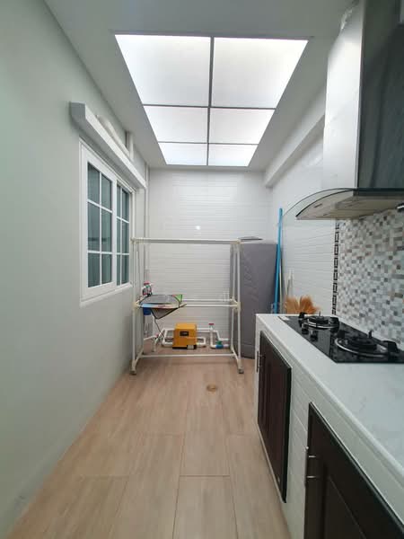 Townhome for sale with tenant, Nakhon Ratchasima, Mun Wai, Muang Nakhon Ratchasima, Nakhon Ratchasima, 3 Bedrooms, 210 sqm, Townhouse For Sale, by วิรณี, 500223895 - DDproperty.com