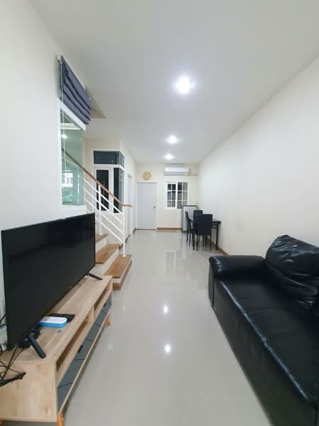 Townhome for sale with tenant, Nakhon Ratchasima, Mun Wai, Muang Nakhon Ratchasima, Nakhon Ratchasima, 3 Bedrooms, 210 sqm, Townhouse For Sale, by วิรณี, 500223895 - DDproperty.com