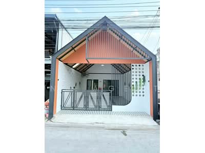 ขาย - ทาวน์เฮาส์ คู้บอน 27 แยก 28, กรุงเทพ