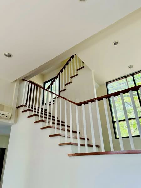 SW38 Place, Bangkok, สุขุมวิท38, Phra Kanong, Khlong Toei, Bangkok, 3 Bedrooms, 350 sqm, Villa For Rent, by Shaporn Supvilaiphisan, 500223922 - DDproperty.com