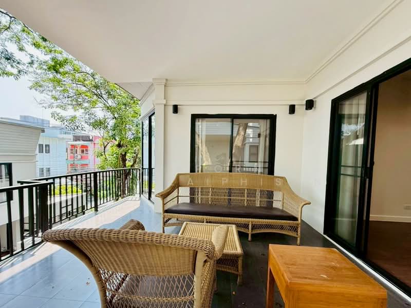 SW38 Place, Bangkok, สุขุมวิท38, Phra Kanong, Khlong Toei, Bangkok, 3 Bedrooms, 350 sqm, Villa For Rent, by Shaporn Supvilaiphisan, 500223922 - DDproperty.com