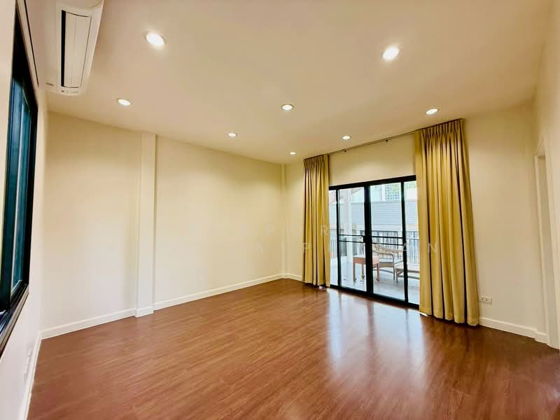 SW38 Place, Bangkok, สุขุมวิท38, Phra Kanong, Khlong Toei, Bangkok, 3 Bedrooms, 350 sqm, Villa For Rent, by Shaporn Supvilaiphisan, 500223922 - DDproperty.com