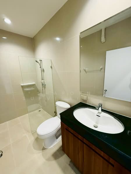 SW38 Place, Bangkok, สุขุมวิท38, Phra Kanong, Khlong Toei, Bangkok, 3 Bedrooms, 350 sqm, Villa For Rent, by Shaporn Supvilaiphisan, 500223922 - DDproperty.com