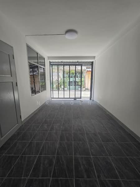 ทาวน์เฮาส์ ซอยประชาราษฏร์บำเพ็ญ 16 แยก 3, กรุงเทพ, ห้วยขวาง, ห้วยขวาง, กรุงเทพ, 168 ตร.ม., ทาวน์เฮ้าส์ ขาย, โดย NR AGENT, 500223951 - DDproperty.com