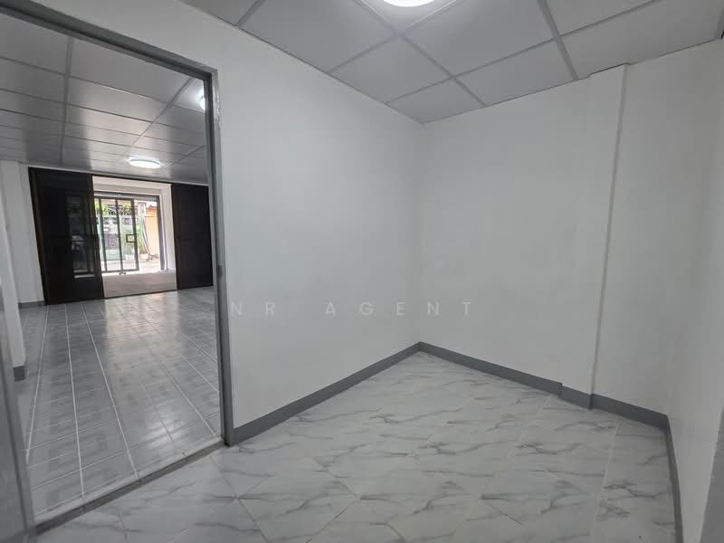 ทาวน์เฮาส์ ซอยประชาราษฏร์บำเพ็ญ 16 แยก 3, กรุงเทพ, ห้วยขวาง, ห้วยขวาง, กรุงเทพ, 168 ตร.ม., ทาวน์เฮ้าส์ ขาย, โดย NR AGENT, 500223951 - DDproperty.com