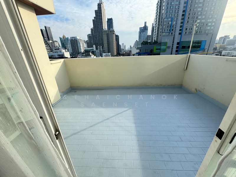Chaidee Mansion, Bangkok, 75-7 Soi Sukhumvit 11, Khlongtoei Nua, Watthana, Bangkok, 2 Bedrooms, 300 sqm, Condo For Rent, by Hathaichanok Saenset, 500223992 - DDproperty.com