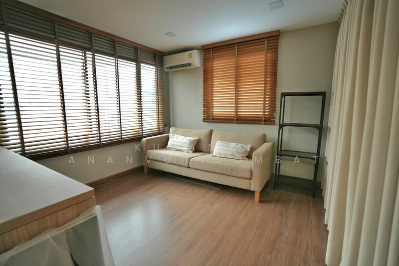 Patio Rama 9-Pattanakarn, Bangkok, Soi Pattanakarn 32, Pattanakarn Road, Suan Luang, Suan Luang, Bangkok, 4 Bedrooms, 226 sqm, Townhouse For Sale, by Kulanat Ananvutisombat, 500224001 - DDproperty.com