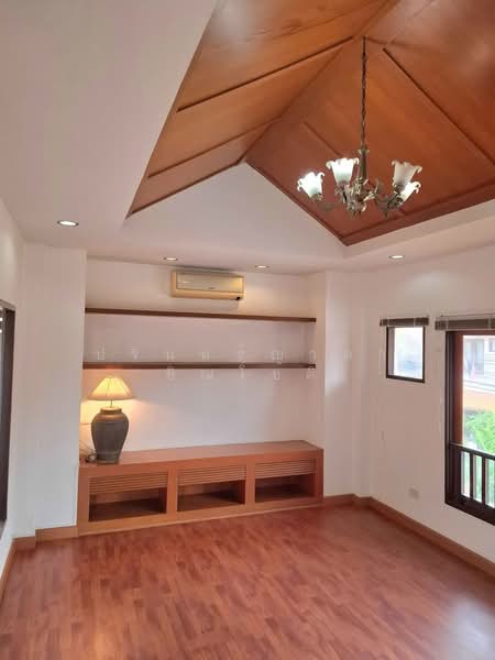Single house Ratchapruek - Kanjana Bang Yai, Nonthaburi, วัดเสาธงหิน, Bang Yai, Bang Yai, Nonthaburi, 5 Bedrooms, 280 sqm, Single Detached House For Rent, by ปรินทร์ญาดา ชิณโชติ, 500224008 - DDproperty.com