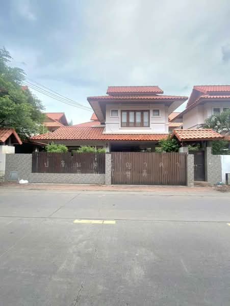 Single house Ratchapruek - Kanjana Bang Yai, Nonthaburi, วัดเสาธงหิน, Bang Yai, Bang Yai, Nonthaburi, 5 Bedrooms, 280 sqm, Single Detached House For Rent, by ปรินทร์ญาดา ชิณโชติ, 500224008 - DDproperty.com