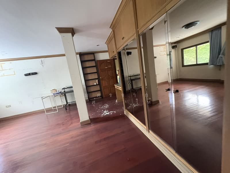 ซอย สุขุมวิท 39, กรุงเทพ, คลองตันเหนือ, วัฒนา, กรุงเทพ, 200 ตร.ม., ทาวน์เฮ้าส์ ให้เช่า, โดย 900 เมตรจาก BTS พร้อมพงศ์ ! ให้เช่าทาวน์โฮม 4.5 ชั้น 50 ตร.วา, 500224011 - DDproperty.com