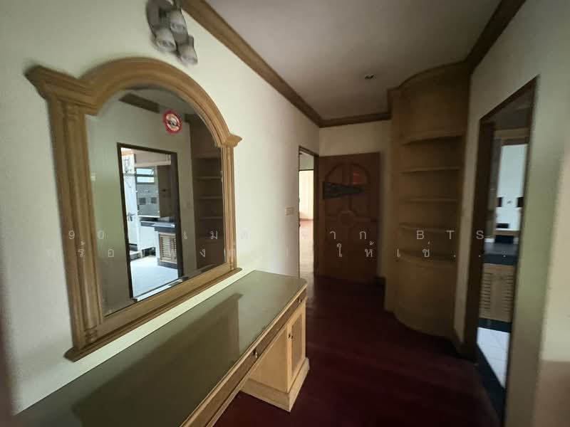 Located in Sukhumvit 39, Bangkok, Khlong Tan Nua, Watthana, Bangkok, 7 Bedrooms, 200 sqm, Townhouse For Rent, by 900 เมตรจาก BTS พร้อมพงศ์ ! ให้เช่าทาวน์โฮม 4.5 ชั้น 50 ตร.วา, 500224011 - DDproperty.com