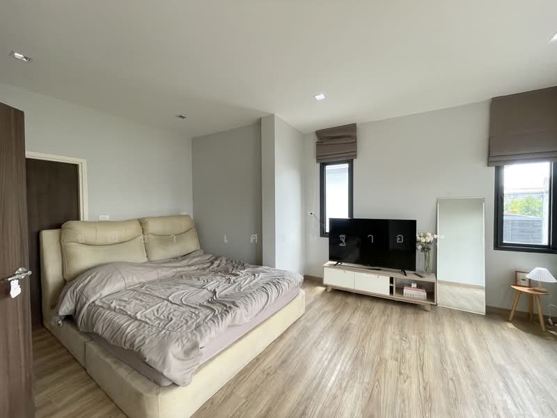 Suetrong Premium Bang Bua Thong 340, Nonthaburi, Bang Bua Thong-Suphanburi Road, Lahan, Bang Bua Thong, Nonthaburi, 3 Bedrooms, 190 sqm, Single Detached House For Sale, by Chanicha Settha-amorn, 500224024 - DDproperty.com