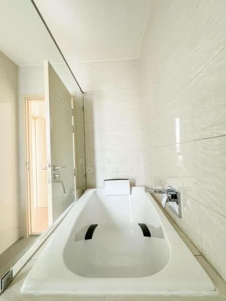 Maru Ekkamai 2, Bangkok, 70-5 Sukhumvit 63 Road, Phra Kanong Nua, Watthana, Bangkok, 2 Bedrooms, 55 sqm, Condo For Rent, by caveman property, 500224025 - DDproperty.com