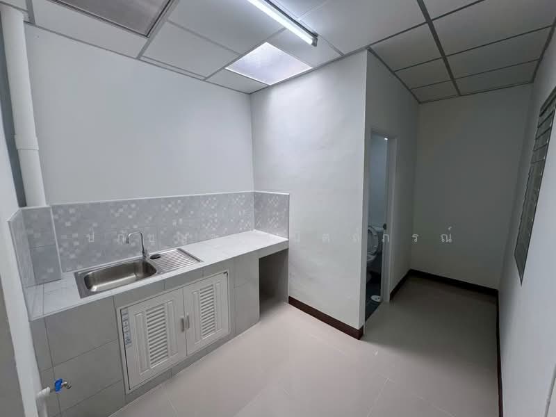 ปิติวิลล่า, สมุทรปราการ, แพรกษาใหม่, เมืองสมุทรปราการ, สมุทรปราการ, 80 ตร.ม., ทาวน์เฮ้าส์ ขาย, โดย ปภัชญา ธนัตถ์ภรณ์, 500224043 - DDproperty.com