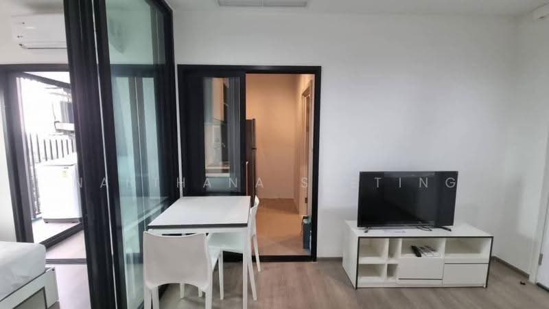 The Base Phetkasem, Bangkok, Phet Kasem Rd, Bang Wa, Phasi Charoen, Bangkok, 1 Bedroom, 32 sqm, Condo For Rent, by Nanthana SaeTing, 500224065 - DDproperty.com
