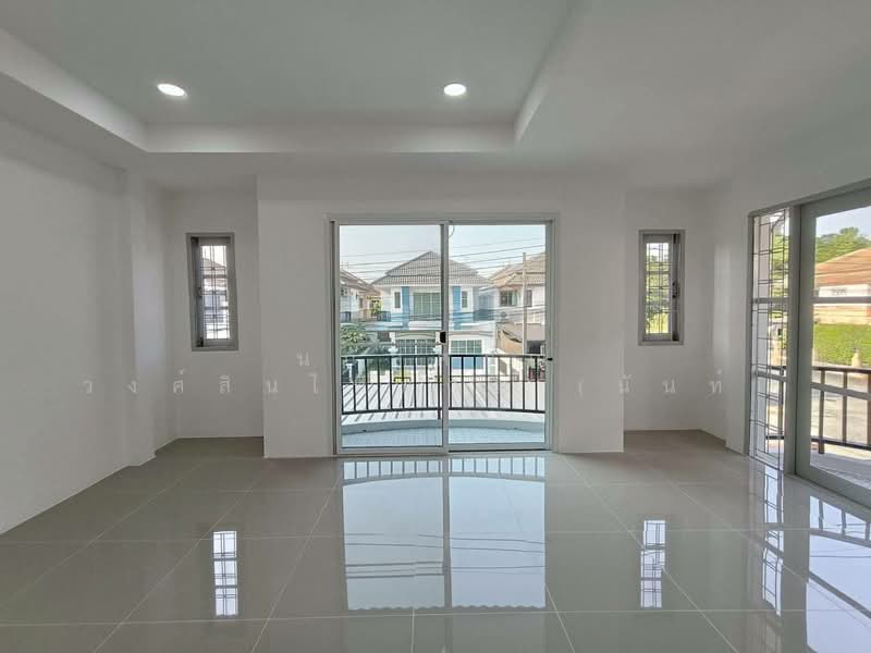 หมู่บ้านภัทรทรัพย์ คลอง 2 ซอยเปียร์นนท์ ลำลูกกา ปทุมธานี, Pathum Thani, ซอยเปียร์นนท์, Khu Khot, Lam Luk Ka, Pathum Thani, 3 Bedrooms, 120 sqm, Semi-Detached House (Twin House) For Sale, by นภัสศรณ์ วงศ์สินไทยกร (นันท์), 500224067 - DDproperty.com