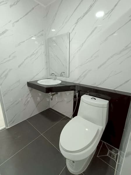 หมู่บ้านภัทรทรัพย์ คลอง 2 ซอยเปียร์นนท์ ลำลูกกา ปทุมธานี, Pathum Thani, ซอยเปียร์นนท์, Khu Khot, Lam Luk Ka, Pathum Thani, 3 Bedrooms, 120 sqm, Semi-Detached House (Twin House) For Sale, by นภัสศรณ์ วงศ์สินไทยกร (นันท์), 500224067 - DDproperty.com