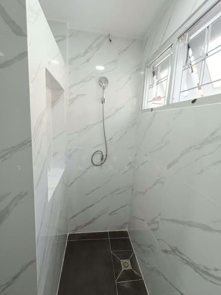 หมู่บ้านภัทรทรัพย์ คลอง 2 ซอยเปียร์นนท์ ลำลูกกา ปทุมธานี, Pathum Thani, ซอยเปียร์นนท์, Khu Khot, Lam Luk Ka, Pathum Thani, 3 Bedrooms, 120 sqm, Semi-Detached House (Twin House) For Sale, by นภัสศรณ์ วงศ์สินไทยกร (นันท์), 500224067 - DDproperty.com