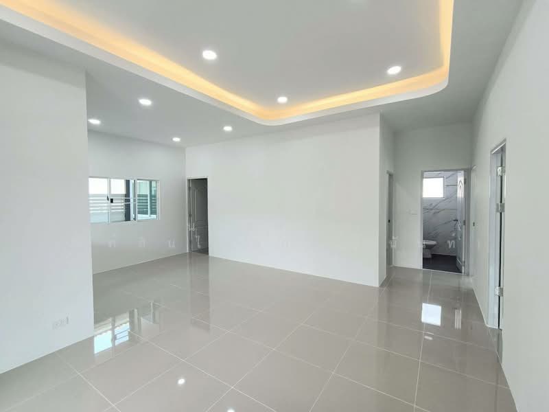 Pruksa Village 1 Lumlukka Klong 6, Pathum Thani, Soi Bueng Kham Phroi, Bung Kham Proi, Lam Luk Ka, Pathum Thani, 3 Bedrooms, 200 sqm, Single Detached House For Sale, by นภัสศรณ์ วงศ์สินไทยกร (นันท์), 500224070 - DDproperty.com