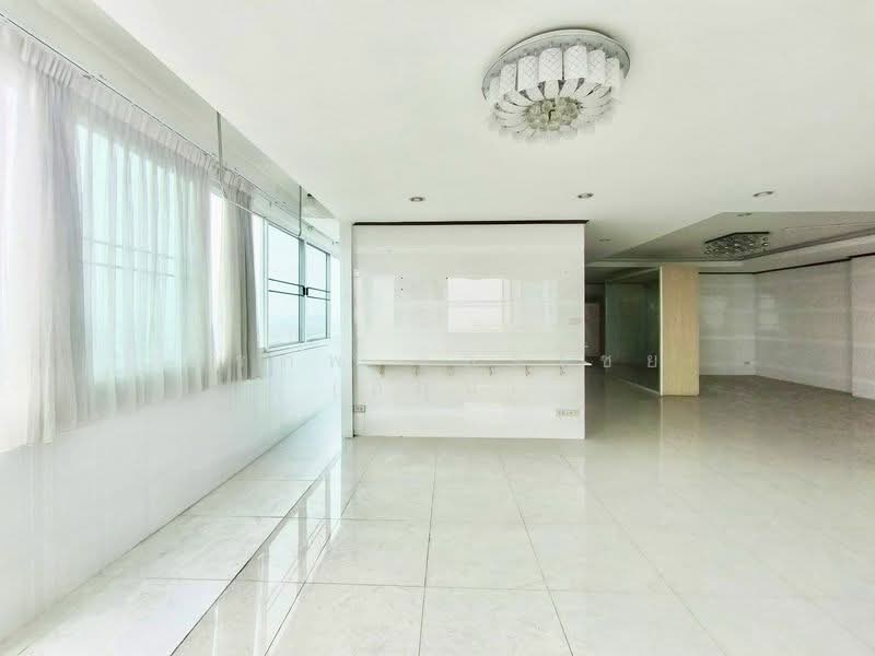 The Trio Garden condominium, Bangkok, Srinakarin, Nong Bon, Prawet, Bangkok, 2 Bedrooms, 105 sqm, Condo For Sale, by สรภพ ยอดไชย (สีฝุ่น), 500224078 - DDproperty.com