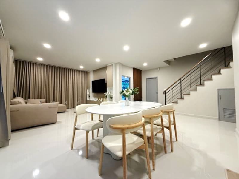 Centro Phahol - Vibhavadi 3, Pathum Thani, พหลโยธิน, Khlong Nung, Khlong Luang, Pathum Thani, 4 Bedrooms, 250 sqm, Single Detached House For Rent, by นัฐพงค์ มณีอัครเนตร, 500224083 - DDproperty.com