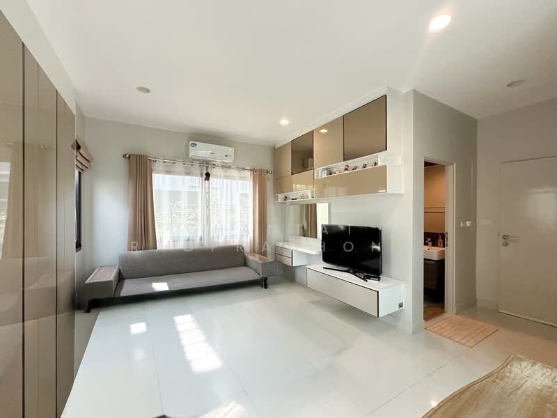 Setthasiri Charun-Pinklao, Bangkok, Lieb Tangrotfai Road, Bang Khun Non, Bangkok Noi, Bangkok, 4 Bedrooms, 245 sqm, Single Detached House For Sale, by Chantat Raoprachong, 500224101 - DDproperty.com