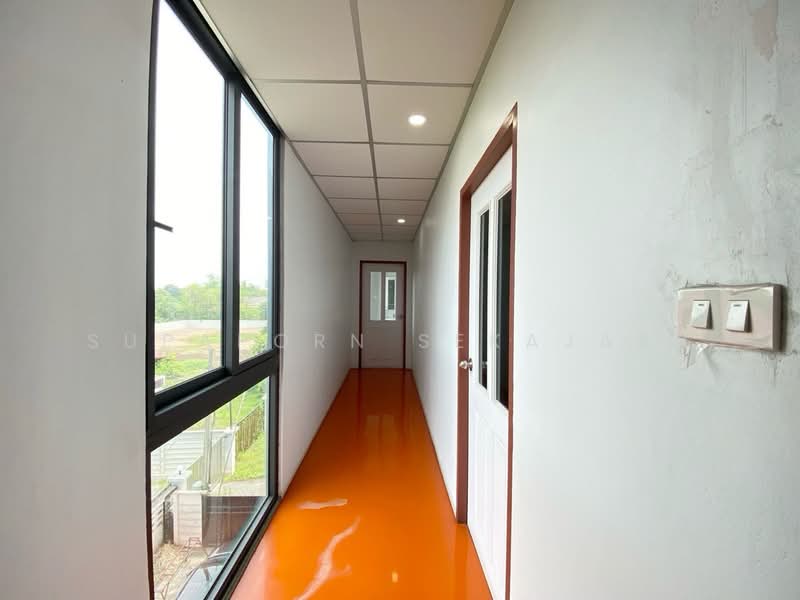 ให้เช่าพื้นที่สำนักงานสไตล์loft ติดถนนราชพฤกษ์, นนทบุรี, บางรักน้อย, เมืองนนทบุรี, นนทบุรี, 460 ตร.ม., สำนักงาน ให้เช่า, โดย Supaporn Sekajarn, 500224106 - DDproperty.com