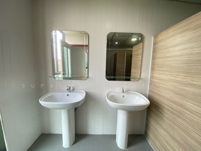 ให้เช่าพื้นที่สำนักงานสไตล์loft ติดถนนราชพฤกษ์, นนทบุรี, บางรักน้อย, เมืองนนทบุรี, นนทบุรี, 460 ตร.ม., สำนักงาน ให้เช่า, โดย Supaporn Sekajarn, 500224106 - DDproperty.com