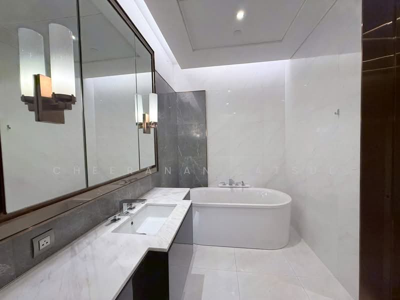 Sindhorn Tonson, Bangkok, 89 Soi Tonson Sarasin Road, Lumphini, Pathum Wan, Bangkok, 1 Bedroom, 84 sqm, Condo For Rent, by Cheeranan Satsue, 500224110 - DDproperty.com