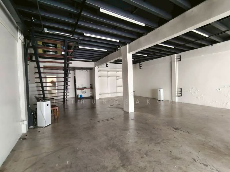 พื้นที่ให้เช่า - ประดิพัทธ์, กรุงเทพ, พญาไท, พญาไท, กรุงเทพ, 200 ตร.ม., ตึกแถว-อาคารพาณิชย์ ให้เช่า, โดย Pudis Chitrungsakorn, 500224113 - DDproperty.com