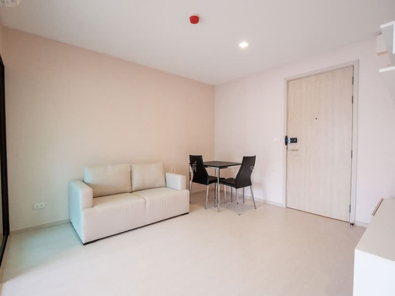 Condolette Pixel Sathorn, Bangkok, Sribamphen Road, Chong Nonsi, Yan Nawa, Bangkok, 1 Bedroom, 36 sqm, Condo For Sale, by TITISAK Jane, 500224120 - DDproperty.com