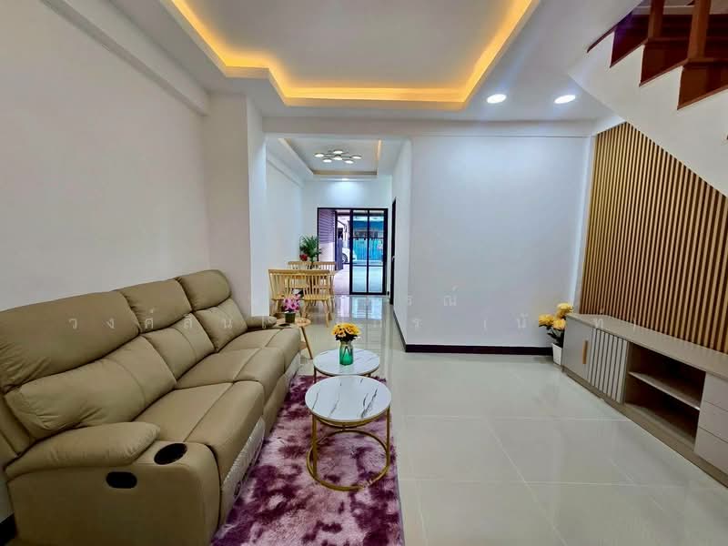 หมู่บ้าน พนาสนธิ์1 เลียบคลองสอง4 สามวาตะวันตก คลองสามวา, กรุงเทพ, เลียบคลองสอง4, สามวาตะวันตก, คลองสามวา, กรุงเทพ, 80 ตร.ม., ทาวน์เฮ้าส์ ขาย, โดย นภัสศรณ์ วงศ์สินไทยกร (นันท์), 500224158 - DDproperty.com