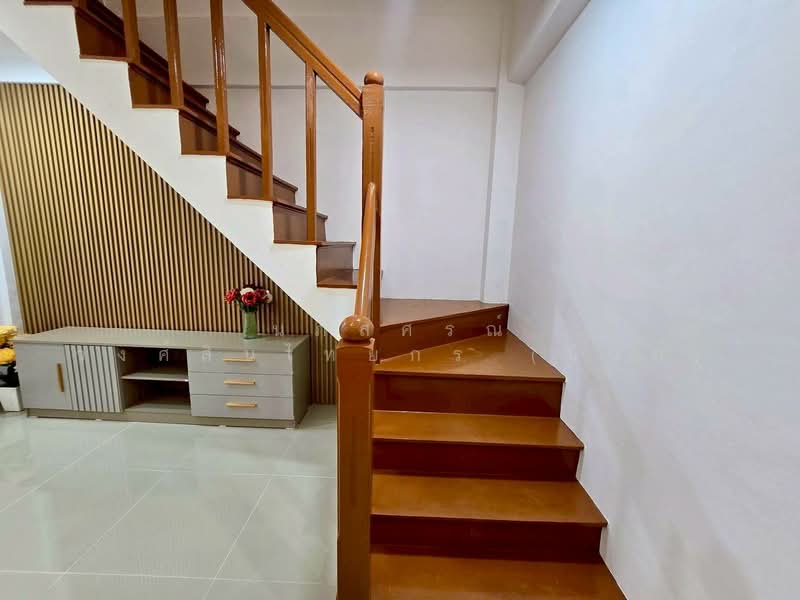 หมู่บ้าน พนาสนธิ์1 เลียบคลองสอง4 สามวาตะวันตก คลองสามวา, Bangkok, เลียบคลองสอง4, Sam Wa Tawan Tok, Khlong Sam Wa, Bangkok, 3 Bedrooms, 80 sqm, Townhouse For Sale, by นภัสศรณ์ วงศ์สินไทยกร (นันท์), 500224158 - DDproperty.com