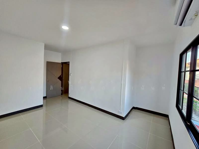 หมู่บ้าน พนาสนธิ์1 เลียบคลองสอง4 สามวาตะวันตก คลองสามวา, Bangkok, เลียบคลองสอง4, Sam Wa Tawan Tok, Khlong Sam Wa, Bangkok, 3 Bedrooms, 80 sqm, Townhouse For Sale, by นภัสศรณ์ วงศ์สินไทยกร (นันท์), 500224158 - DDproperty.com