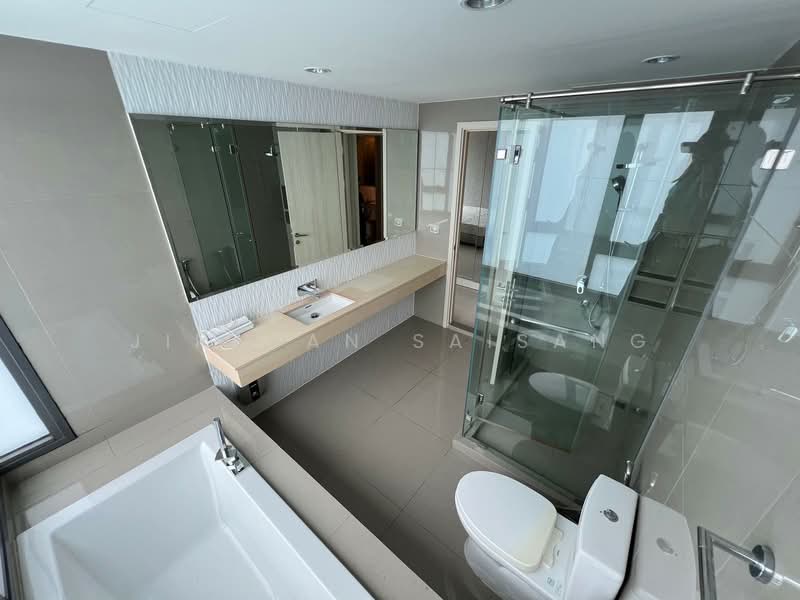 Rhythm Sukhumvit 42, Bangkok, Soi Sukhumvit 42, Sukhumvit Road, Phra Kanong, Khlong Toei, Bangkok, 2 Bedrooms, 80 sqm, Condo For Rent, by Jirapan Saisang, 500224164 - DDproperty.com