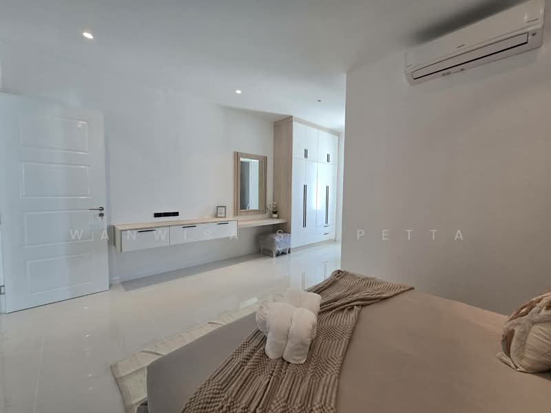 The Clouds Hua Hin, Phetchaburi, 1557 Huai Sai Tai, Cha-am, Cha-Am, Phetchaburi, 3 Bedrooms, 287 sqm, Single Detached House For Sale, by Wanwisa Scopetta, 500224170 - DDproperty.com