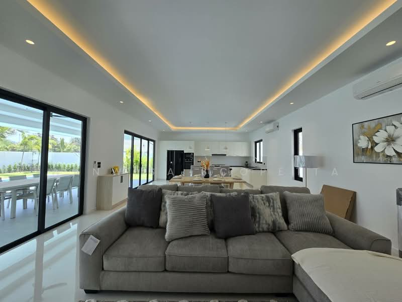 The Clouds Hua Hin, Phetchaburi, 1557 Huai Sai Tai, Cha-am, Cha-Am, Phetchaburi, 3 Bedrooms, 287 sqm, Single Detached House For Sale, by Wanwisa Scopetta, 500224170 - DDproperty.com