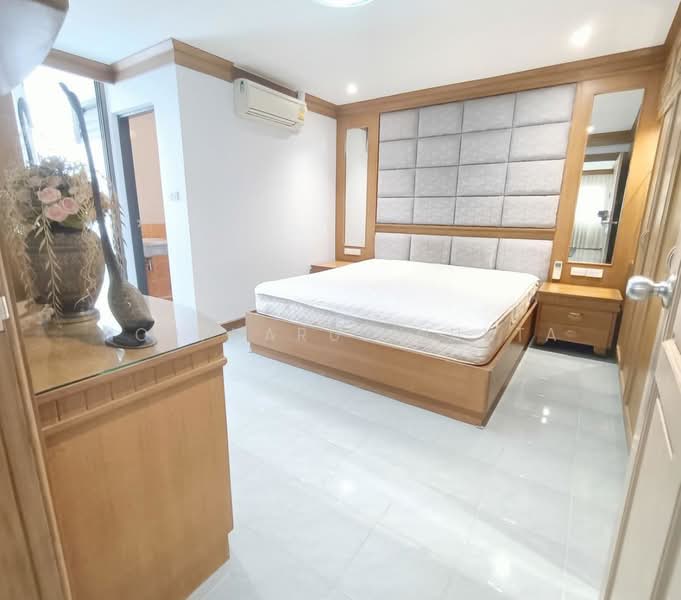 For Rent - Ratchada City Condominium, Bangkok