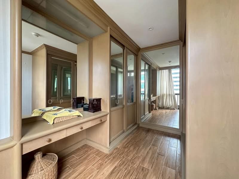 Somkid Gardens, Bangkok, Ploenchit, Lumphini, Pathum Wan, Bangkok, 3 Bedrooms, 211 sqm, Condo For Sale, by Noppharuj Nunta, 500224191 - DDproperty.com