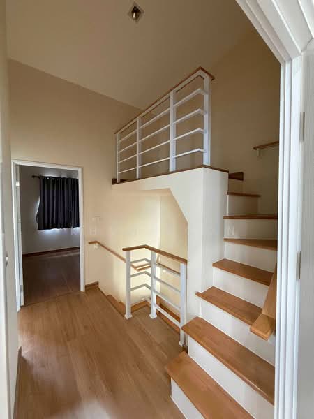 Golden Town Sukhumvit-Bearing Station, Samut Prakan, Soi Tesabansamrongtai 6, Sam Rong, Phra Pra Daeng, Samut Prakan, 4 Bedrooms, 76 sqm, Townhouse For Rent, by Khun Poon, 500224217 - DDproperty.com