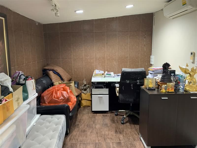 อาร์เค พาร์ค รามอินทรา-คู้บอน ( RK PARK Ramintra-Kubon ), Bangkok, ถนนรามอินทรา, Bang Chun, Khlong Sam Wa, Bangkok, 2 Bedrooms, 120 sqm, Townhouse For Sale, by คุณ ธัญพิสิษฐ์ จิตประพัฒน์ (โซน), 500224223 - DDproperty.com