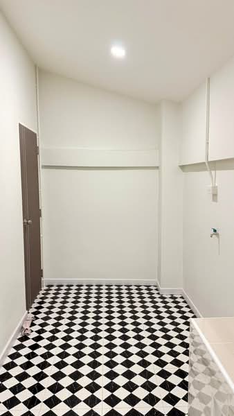 3 Bedroom Townhouse for Sale East Pattaya, Chon Buri (Pattaya), Bang Lamung, Bang Lamung (Pattaya), Chon Buri (Pattaya), 3 Bedrooms, 80 sqm, Townhouse For Sale, by PLC Real Estate, 500224230 - DDproperty.com