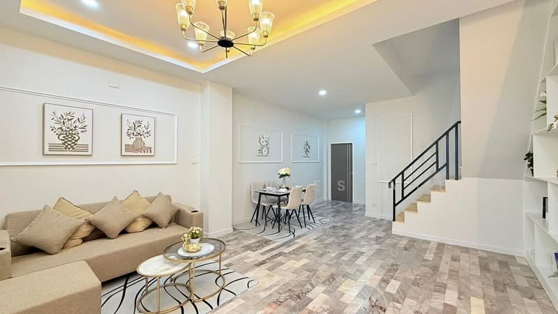 3 Bedroom Townhouse for Sale East Pattaya, Chon Buri (Pattaya), Bang Lamung, Bang Lamung (Pattaya), Chon Buri (Pattaya), 3 Bedrooms, 80 sqm, Townhouse For Sale, by PLC Real Estate, 500224230 - DDproperty.com