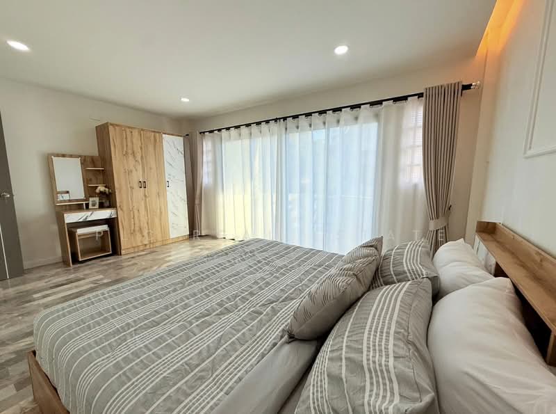 3 Bedroom Townhouse for Sale East Pattaya, Chon Buri (Pattaya), Bang Lamung, Bang Lamung (Pattaya), Chon Buri (Pattaya), 3 Bedrooms, 80 sqm, Townhouse For Sale, by PLC Real Estate, 500224230 - DDproperty.com