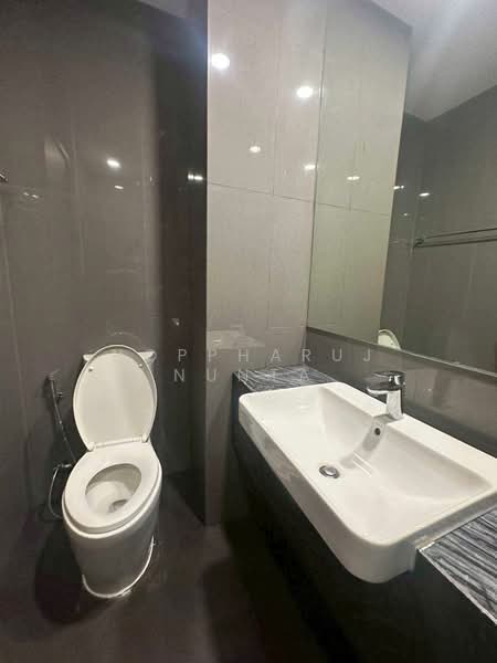 ASHTON Chula-Silom, Bangkok, Rama 4 Road, Si Phraya, Bang Rak, Bangkok, 1 Bedroom, 34 sqm, Condo For Sale, by Noppharuj Nunta, 500224233 - DDproperty.com